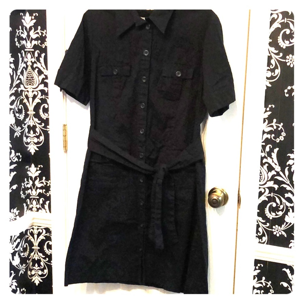 Black knee-length Merona dress
